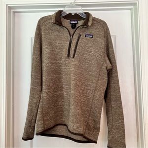 Patagonia men’s half-zip pullover